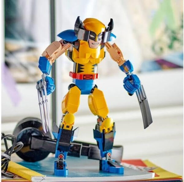 LEGO Marvel Wolverine Construction Figure 76257 Buildable Marvel Action Figure, Fully Jointed Marvel Collectible with 6 Claw Elements for Play and Display, X-Men Super Hero Gift for Kids Ages 8-12 - Image 3