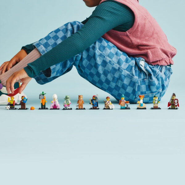 LEGO Minifigures Series 24 71037, Limited Edition Mystery Minifigure Blind Bag, 2023 Set, Collectible Characters with Toy Accessories - Image 7