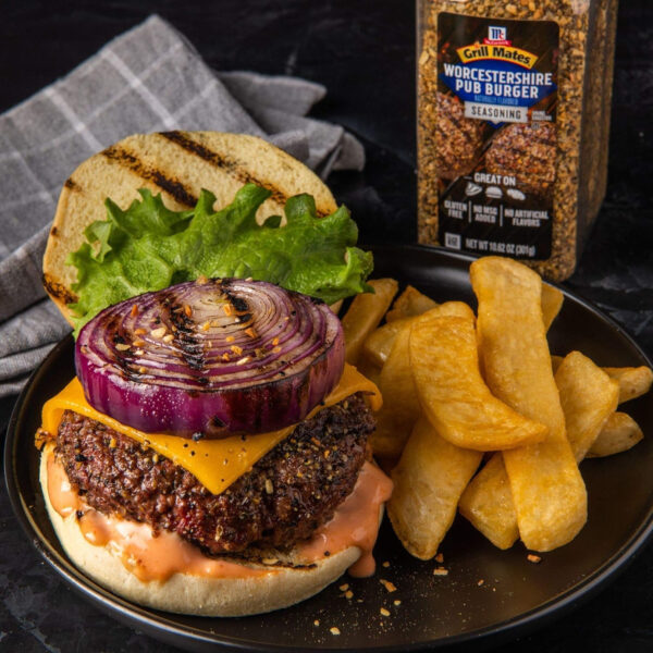 McCormick Grill Mates Worcestershire Pub Burger Seasoning, 10.62 oz - Image 4