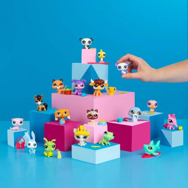 Littlest Pet Shop, 18 Pets Collector Set, Pet Surprise Display - Gen 7, Pets 1 - 18, Authentic LPS Bobble Head Figure, Collectible Imagination Toy Animal, Kidults, Girls, Boys, Kids, Tweens Ages 4+ - Image 4