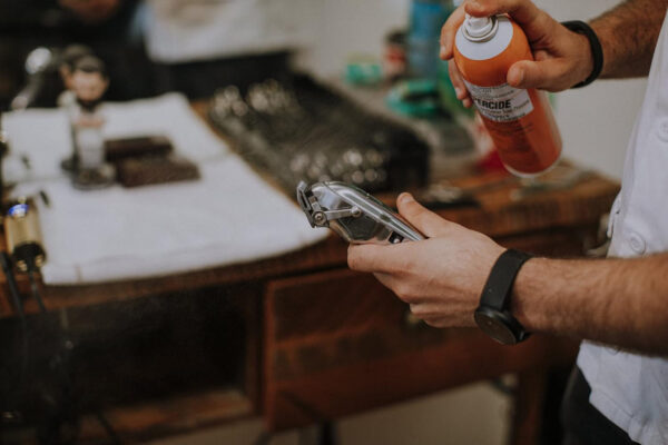 Clippercide Spray for Clippers 160 ml by CLIPPERCIDE - Image 2